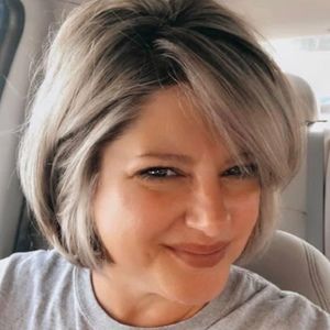 Meet your Posher, Lisa